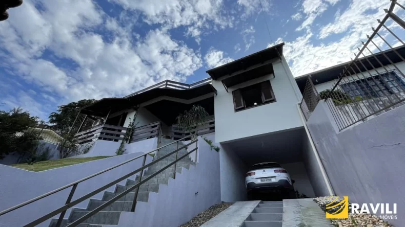 Linda Casa no Cruzeiro do Sul