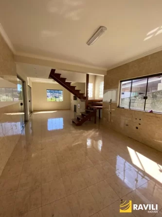 Linda Casa para Venda 