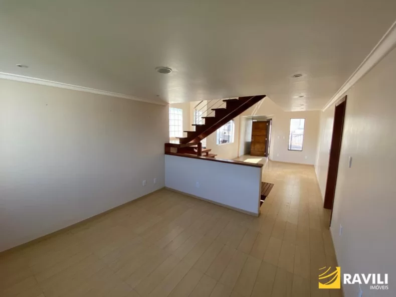 Linda Casa para Venda 