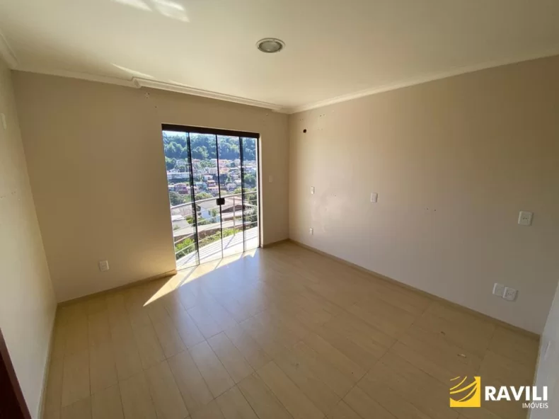 Linda Casa para Venda 