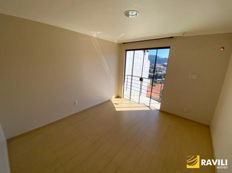 Linda Casa para Venda 