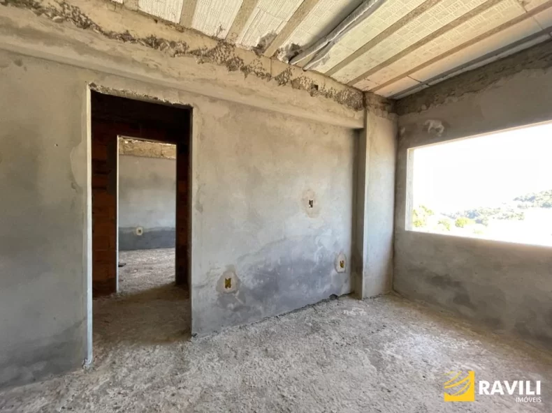 Apartamento na Planta no Ed. Malasia Towers!