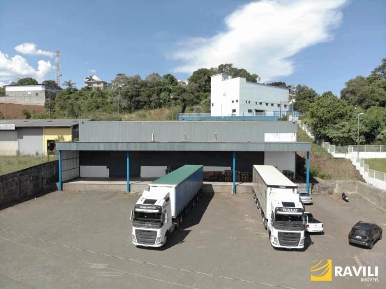 Barracão para Locação.