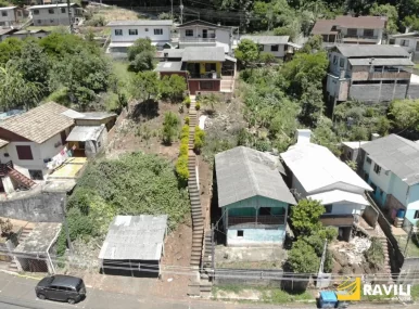 Terreno com 600m² e Casa com 230m² para Venda!