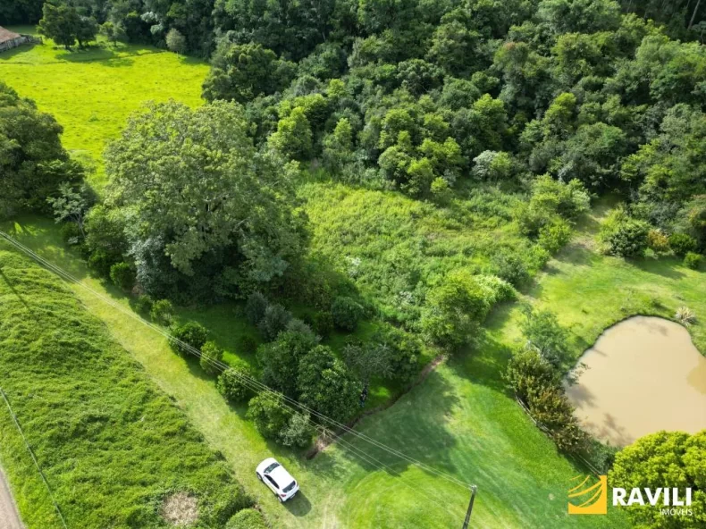 Sitio Encantador à Venda!