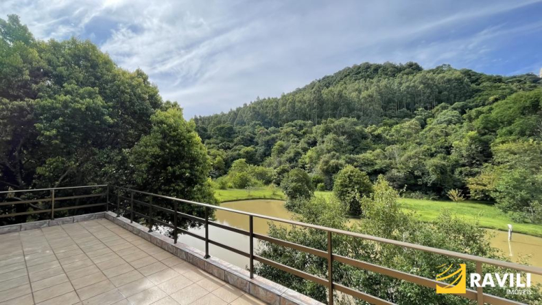 Sitio Encantador à Venda!