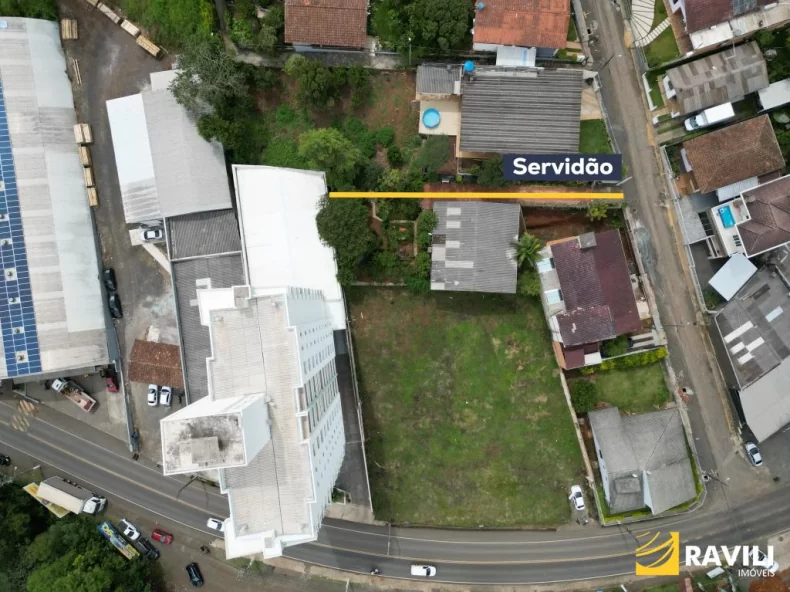 Amplo Terreno à Venda Próximo ao Centro!