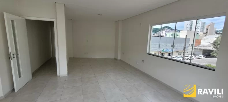 Ambiente Profissional: Sala Comercial para Locação 