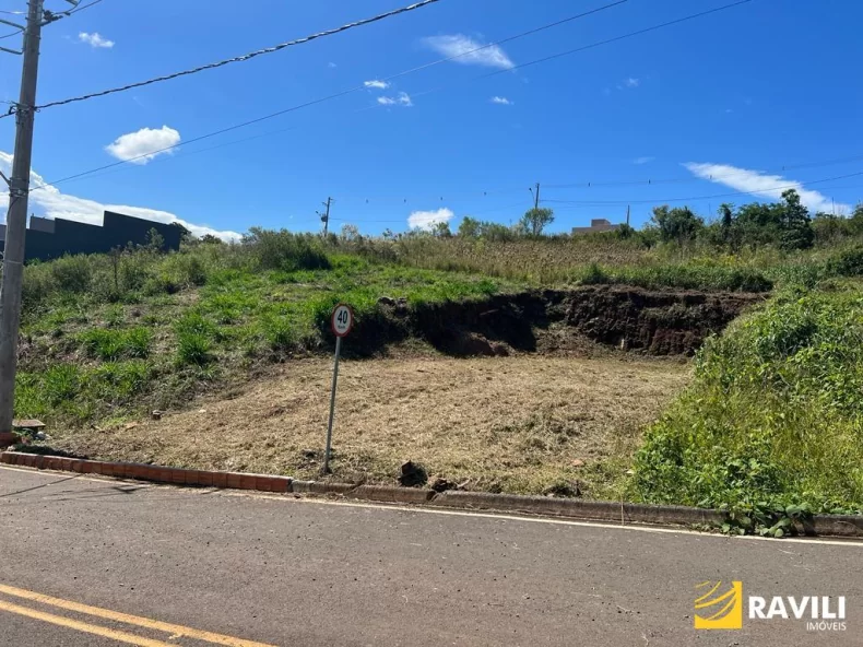 Terreno no Loteamento Trevisan Pronto para Construir!
