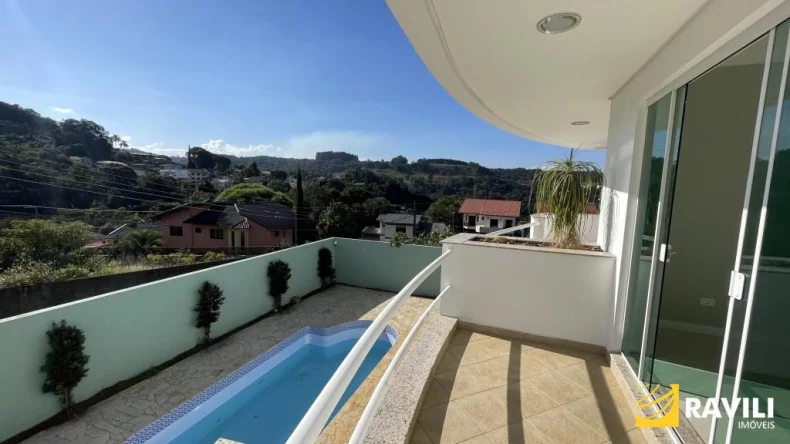 Belíssima Casa para Venda no Bairro Flor da Serra!