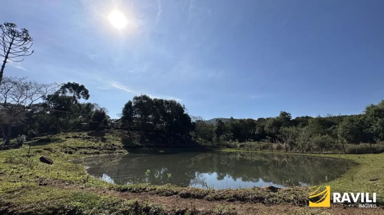 Propriedade com Rio e Cachoeira, 1 Alqueire!
