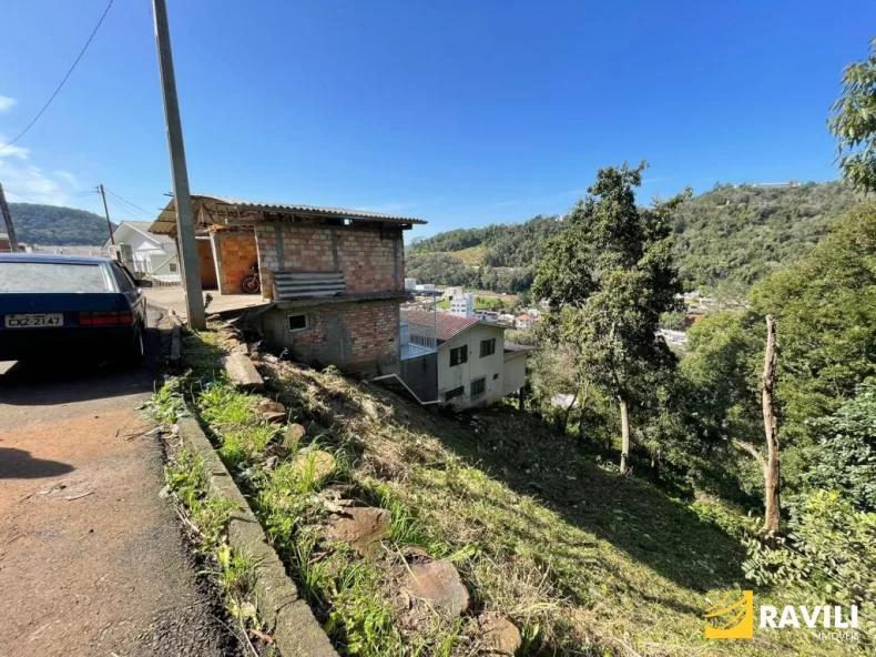 Terreno para Venda no Bairro Cruzeiro do Sul!