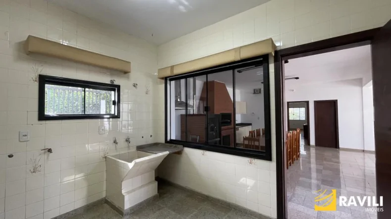 Belíssima Casa para Venda  e Locação  no Bairro Flor da Serra!