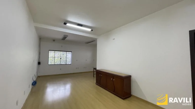 Belíssima Casa para Venda  e Locação  no Bairro Flor da Serra!