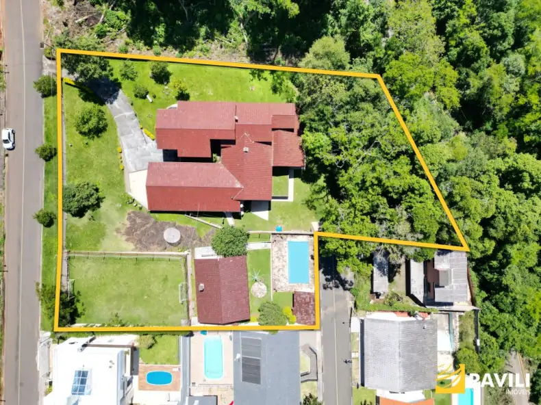 Casa Incrível com 469,00 m² de Área Construida e 3.250,00 m² de Terreno!