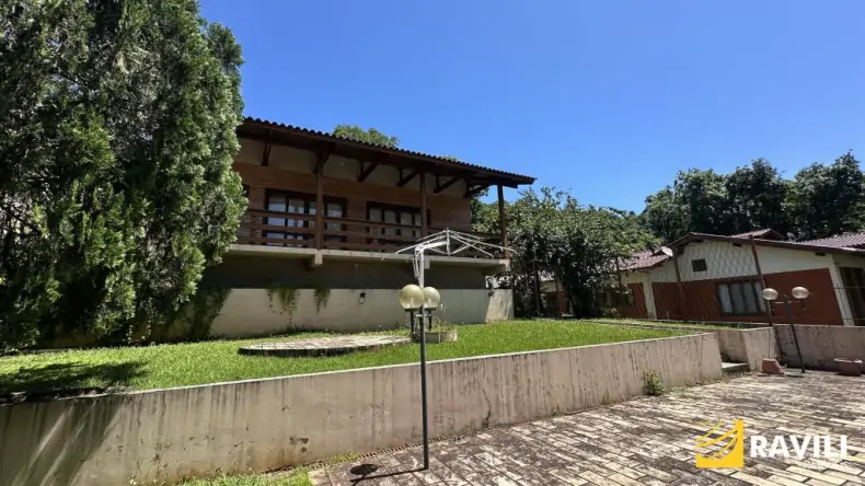 Casa Incrível com 469,00 m² de Área Construida e 3.250,00 m² de Terreno!