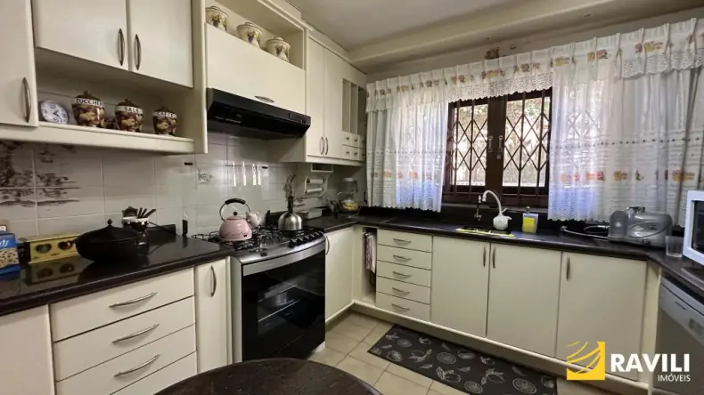 Casa Incrível com 469,00 m² de Área Construida e 3.250,00 m² de Terreno!