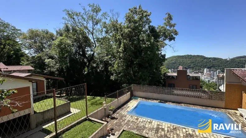 Casa Incrível com 469,00 m² de Área Construida e 3.250,00 m² de Terreno!