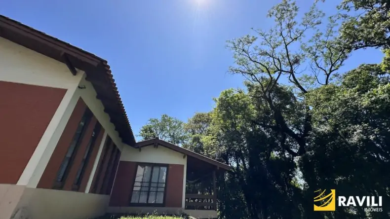 Casa Incrível com 469,00 m² de Área Construida e 3.250,00 m² de Terreno!