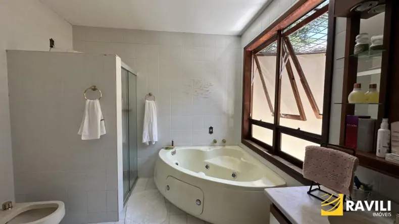 Casa Incrível com 469,00 m² de Área Construida e 3.250,00 m² de Terreno!