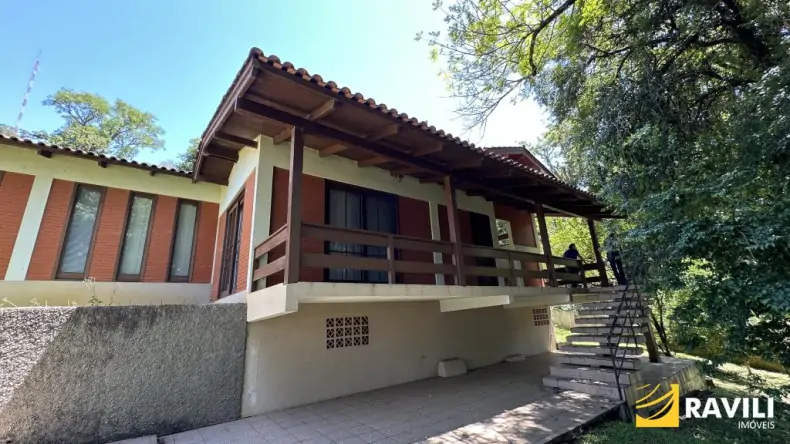 Casa Incrível com 469,00 m² de Área Construida e 3.250,00 m² de Terreno!