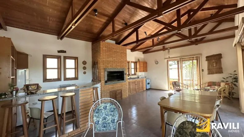 Casa Incrível com 469,00 m² de Área Construida e 3.250,00 m² de Terreno!