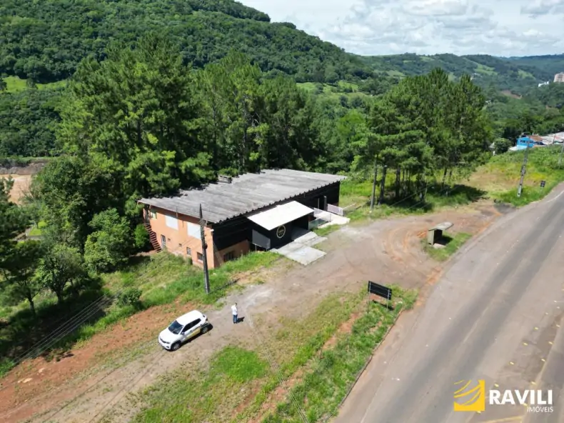 Salão de Eventos Disponível para Locação em Luzerna.