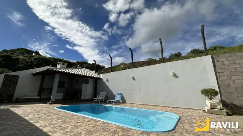  Casa com Terreno ao lado à Venda com Deslumbrante Vista Panorâmica para o Lago, no Alague!