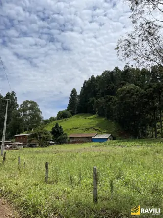 Sítio Exclusivo em Água Doce à Venda!