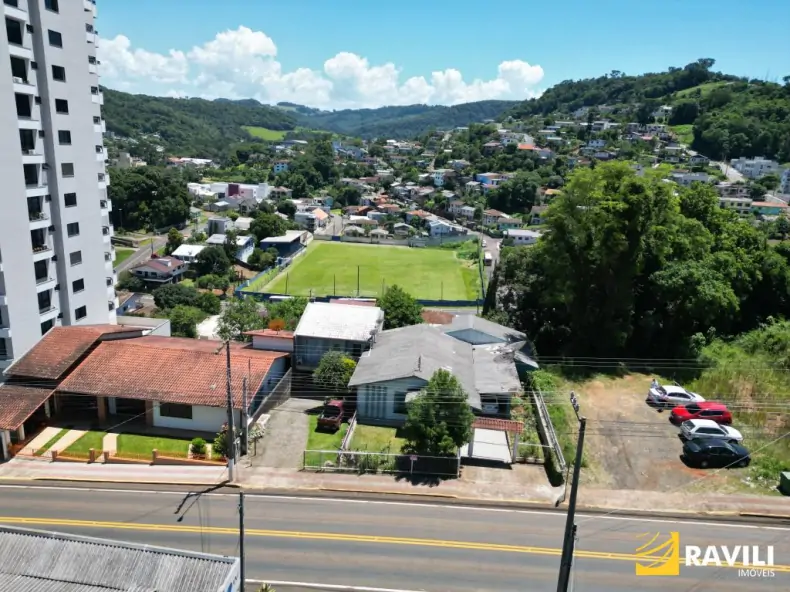 Casa à Venda em Luzerna Bem Localizada no Centro da Cidade!