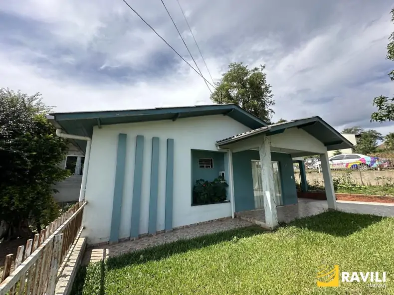 Casa à Venda em Luzerna Bem Localizada no Centro da Cidade!