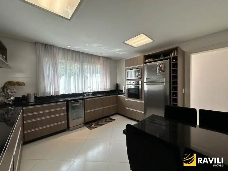 Belíssima Casa em Luzerna à Venda.