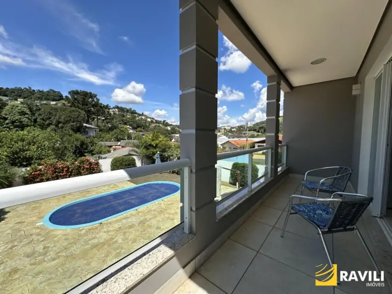 Belíssima Casa em Luzerna à Venda.