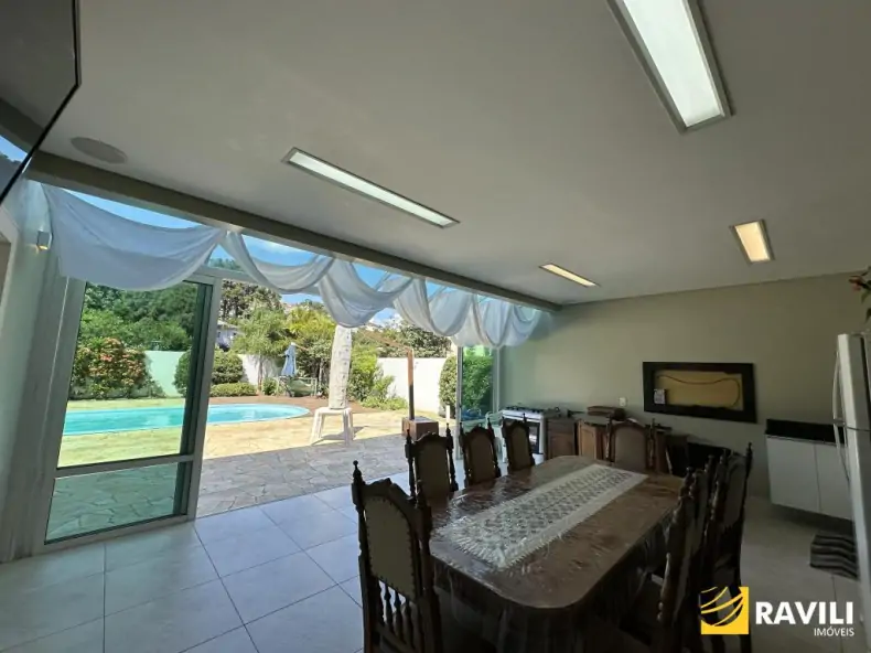 Belíssima Casa em Luzerna à Venda.