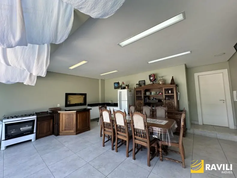 Belíssima Casa em Luzerna à Venda.