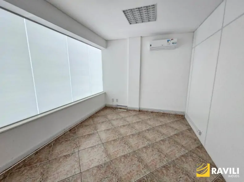 Sala Comercial para Locação no Centro de Joaçaba.