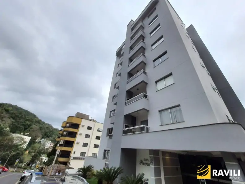 Apartamento SemiMobiliado para Alugar no Centro de Joaçaba!