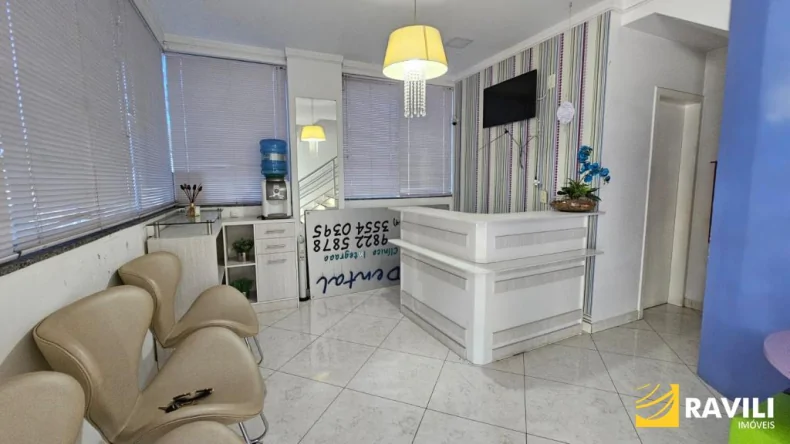 Ampla Sala para Locação em Herval! 