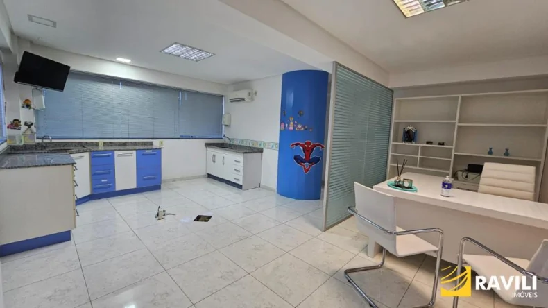 Ampla Sala para Locação em Herval! 