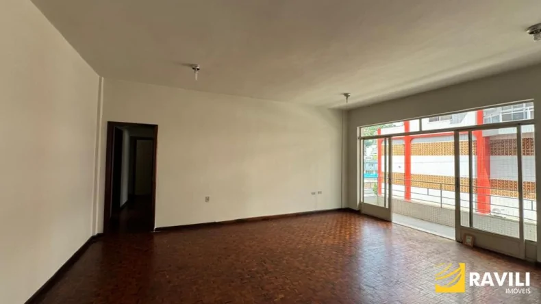 Amplo Apartamento para  Venda e Locação no Centro de Joaçaba!