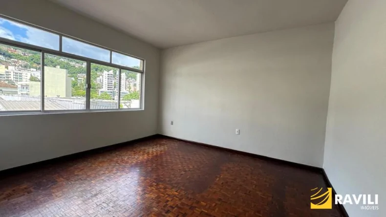 Amplo Apartamento para  Venda e Locação no Centro de Joaçaba!