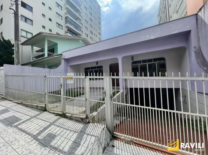 Casa para Venda no Centro de Joaçaba!