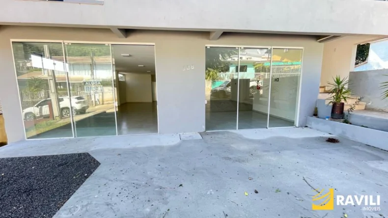 Sala Comercial Nova com 148m² para Locação em Joaçaba!