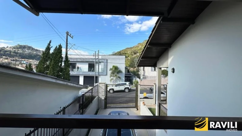 Casa Alto Padrão à Venda em Herval d'Oeste! 