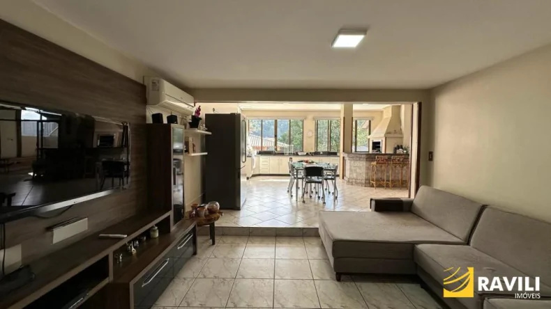 Casa Alto Padrão à Venda em Herval d'Oeste! 