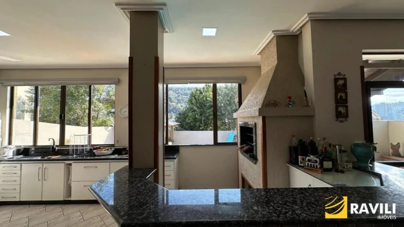 Casa Alto Padrão à Venda em Herval d'Oeste! 