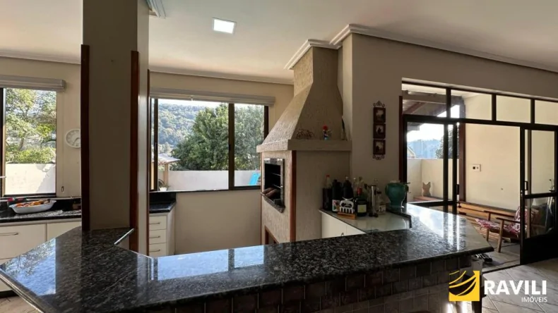 Casa Alto Padrão à Venda em Herval d'Oeste! 