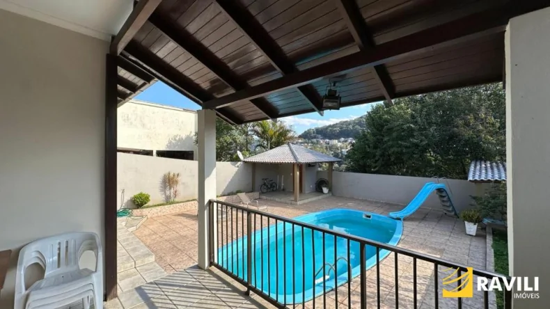 Casa Alto Padrão à Venda em Herval d'Oeste! 