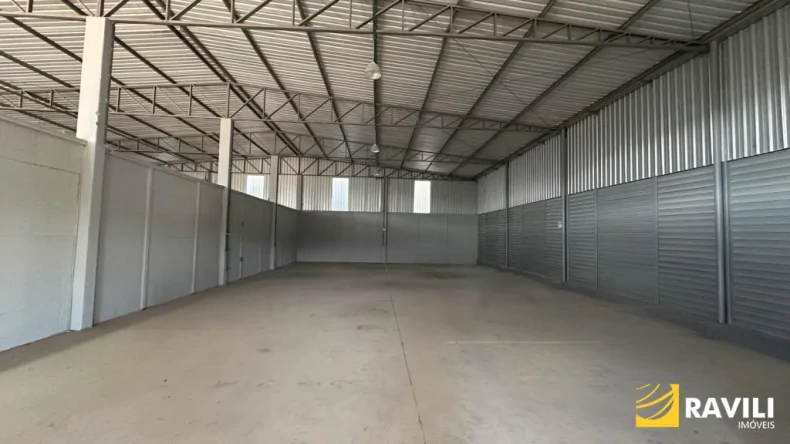 Barracão - Barração para Locação com 250 m² na Br-282!