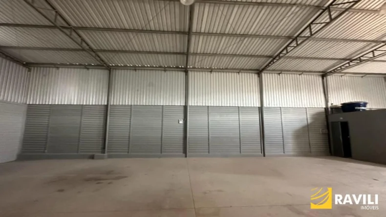 Barracão - Barração para Locação com 250 m² na Br-282!
